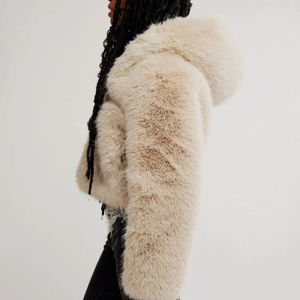 Free People Louder PleaseCream Faux Fur Women's jacket - Picture 3 of 7